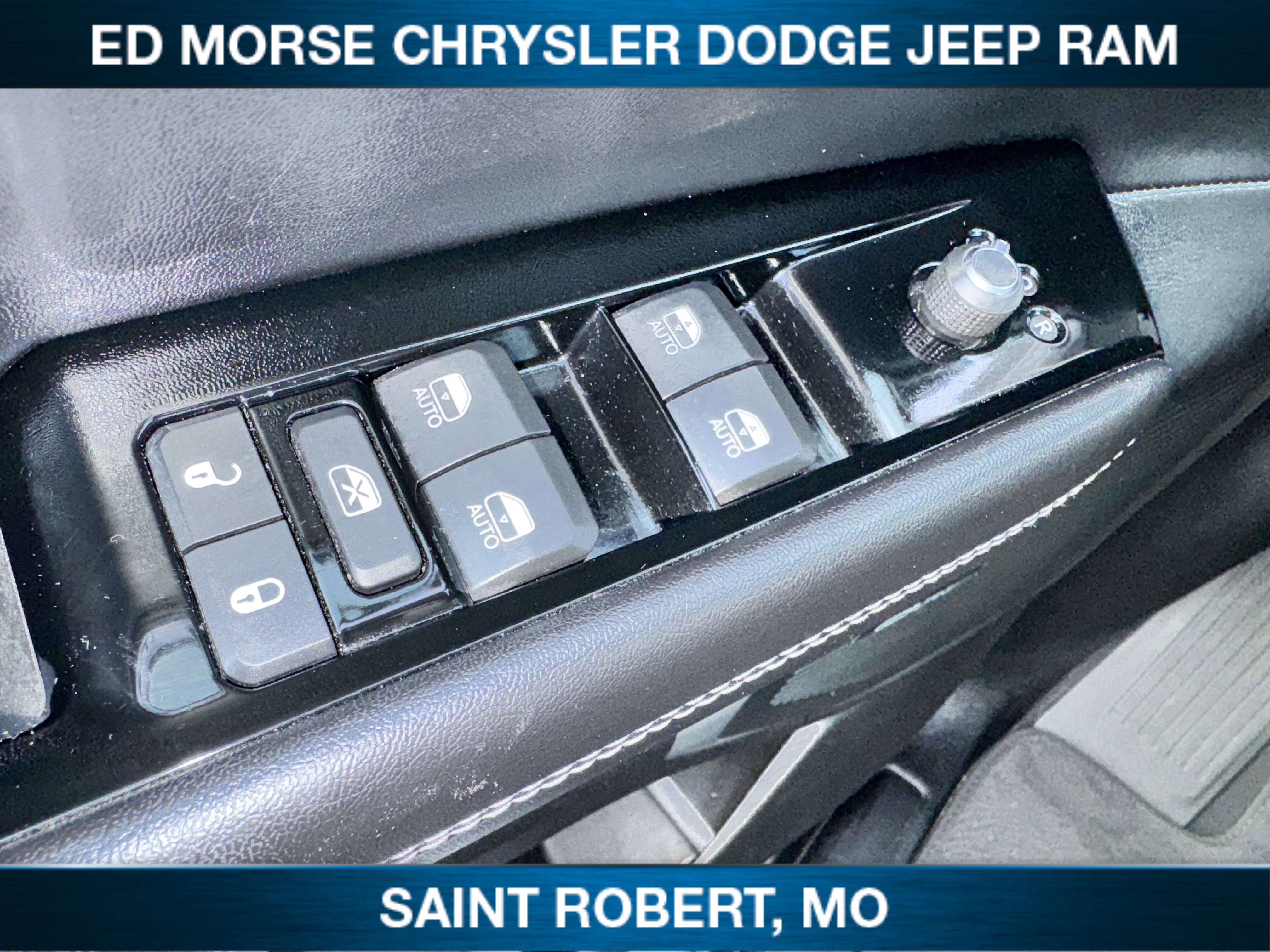 Used 2023 Jeep Wagoneer 4WD image 21