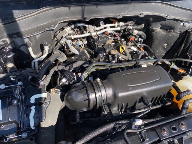 Used 2023 Ford Explorer XLT AWD/4WD image 23