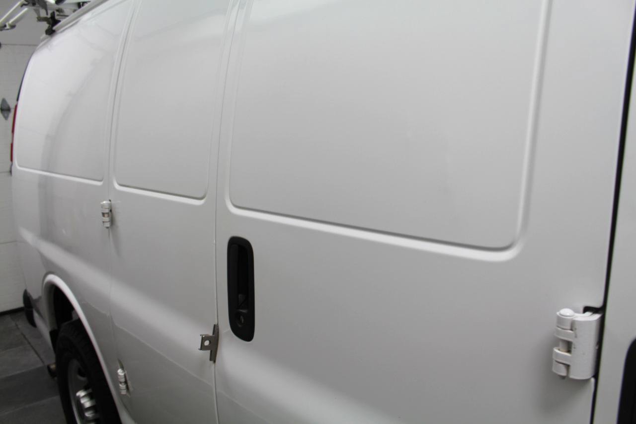 Used 2021 GMC Savana 2500 w/ Enhanced Convenience Package RWD image 34