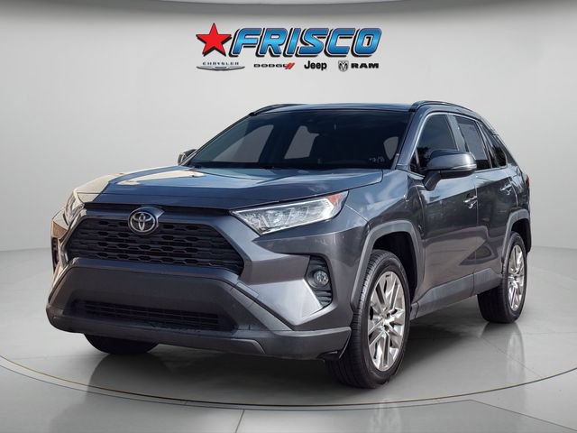 Used 2019 Toyota RAV4 XLE Premium FWD image 3