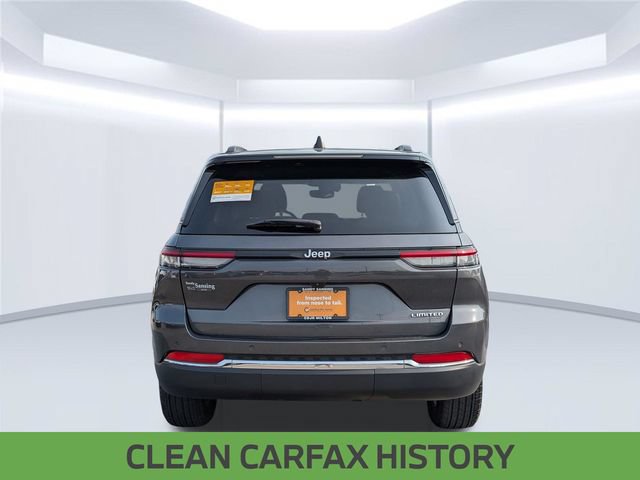 Certified 2022 Jeep Grand Cherokee Limited w/ Trailer Tow Prep Group (B) RWD image 5
