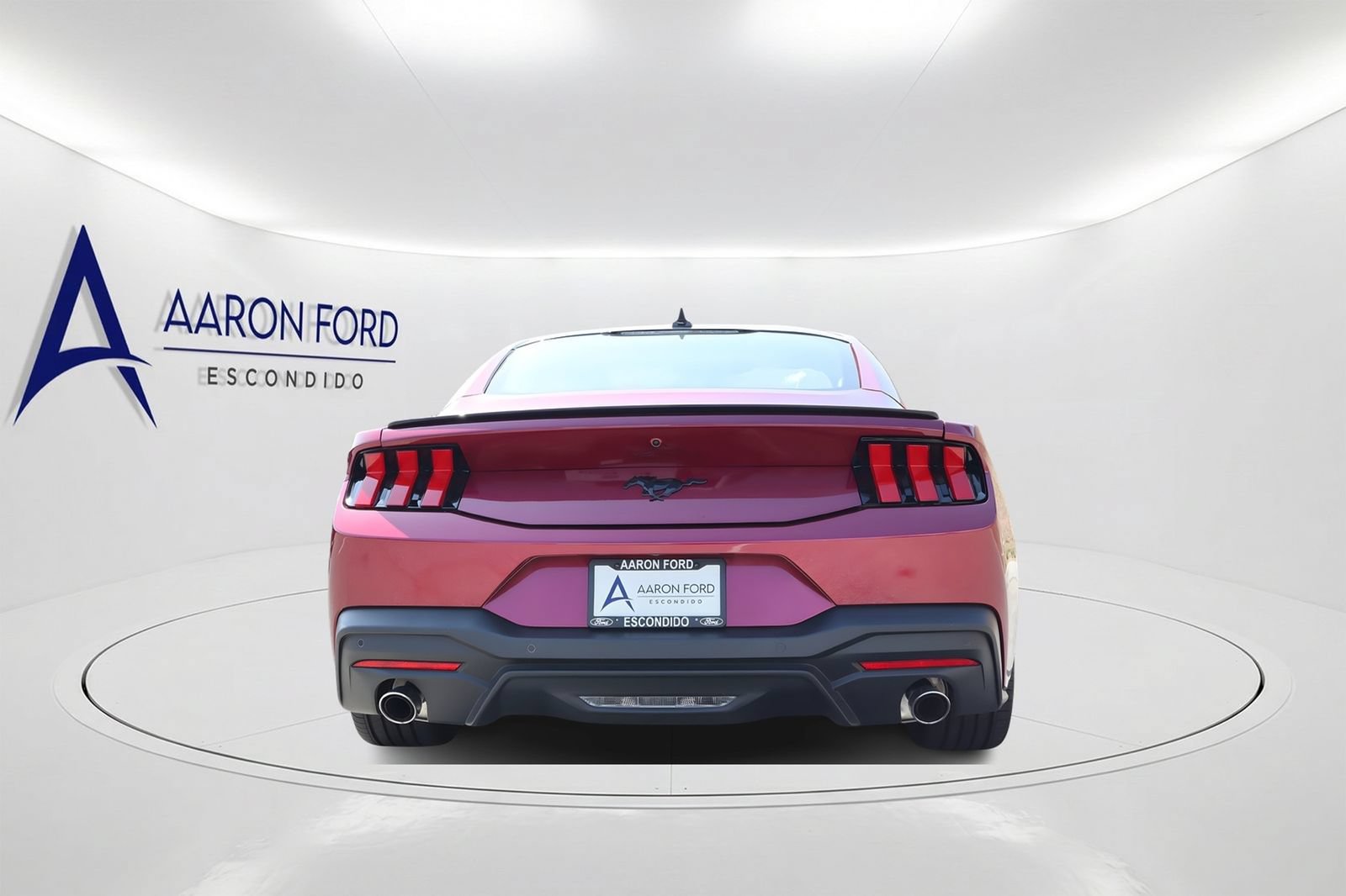 Used 2025 Ford Mustang Premium RWD image 5