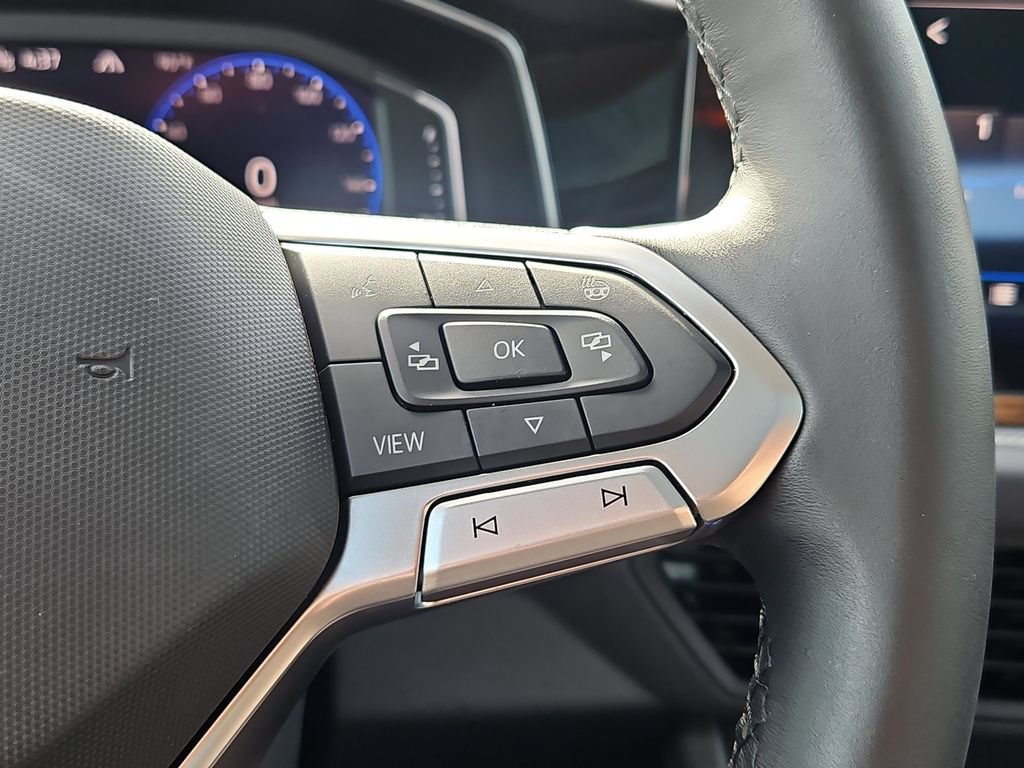 Used 2026 Volkswagen Jetta SEL FWD image 27
