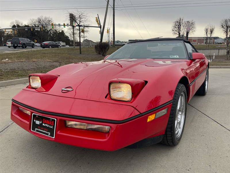 Used 1990 Chevrolet Corvette Convertible RWD image 3