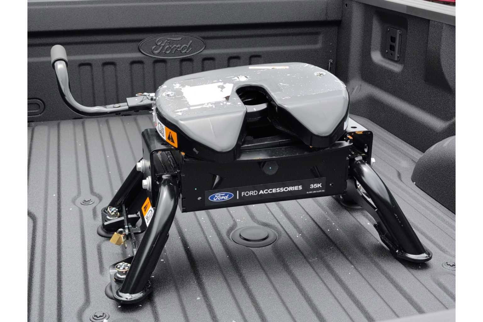 New 2025 Ford F350 Platinum w/ Platinum Plus Package image 17