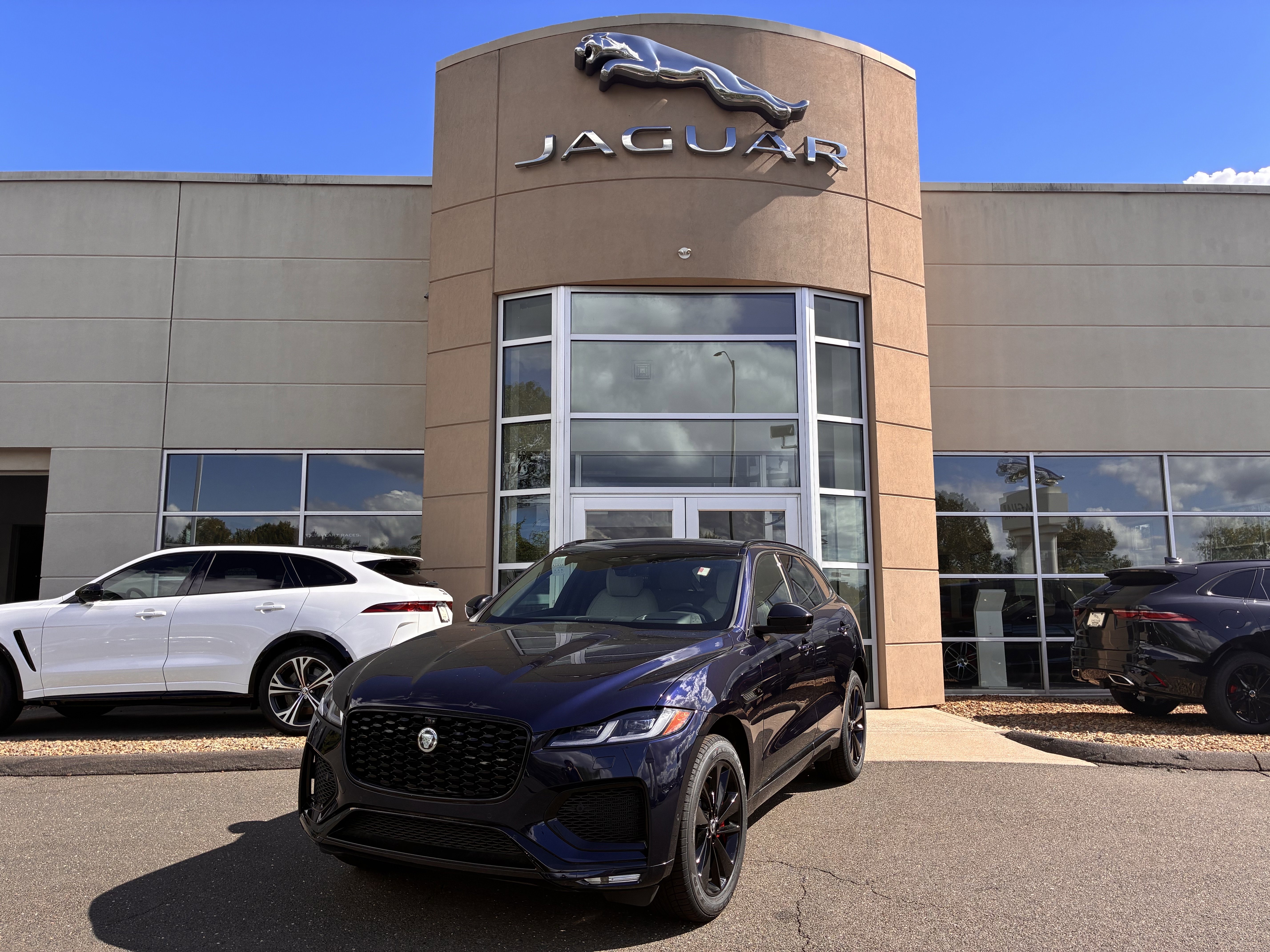 New 2026 Jaguar F-PACE R-Dynamic S video 1