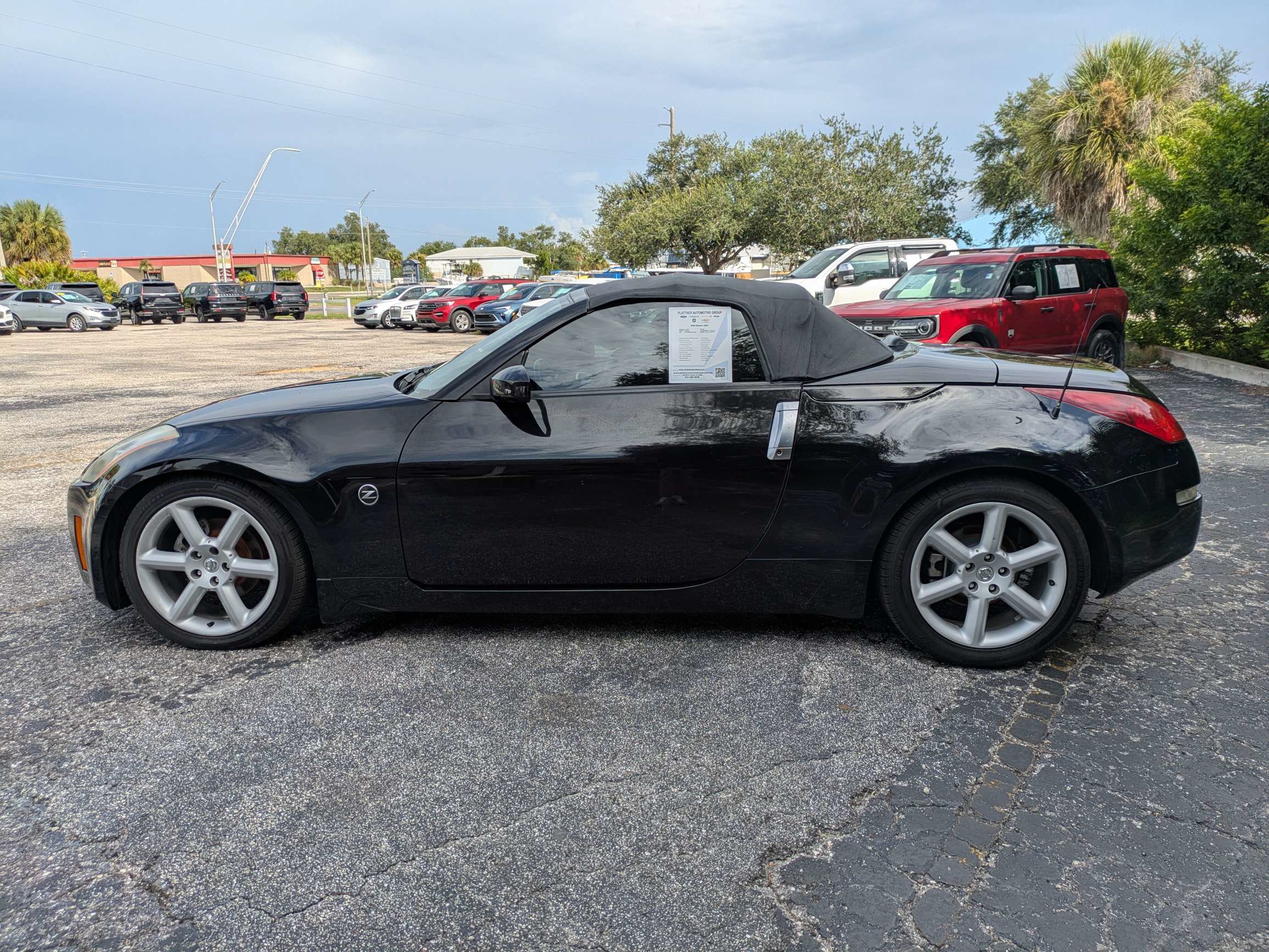 Used 2004 Nissan 350Z Touring RWD image 8