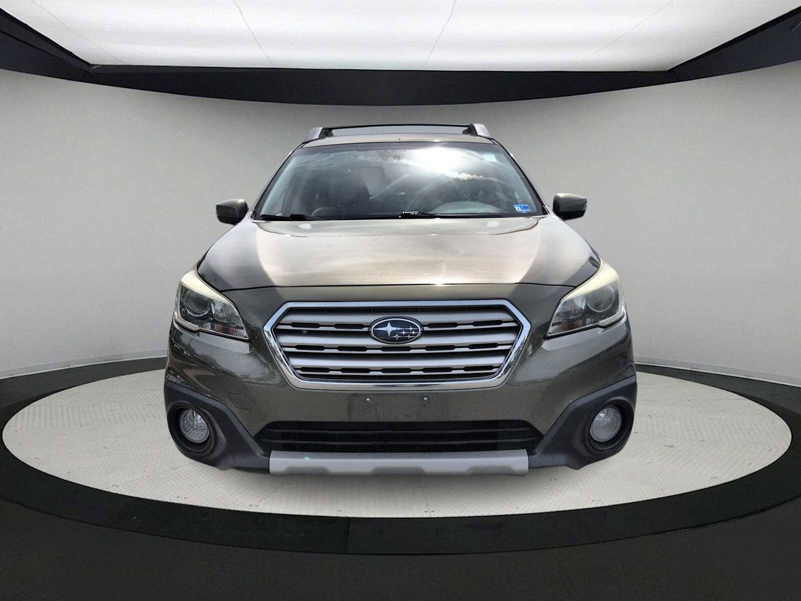 Used 2015 Subaru Outback 3.6R Limited AWD/4WD image 3