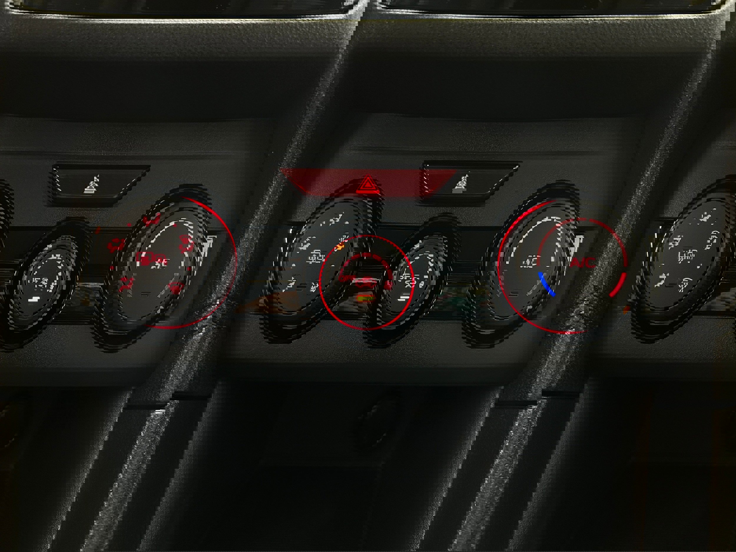 Used 2017 Subaru Impreza 2.0i Premium AWD/4WD image 9