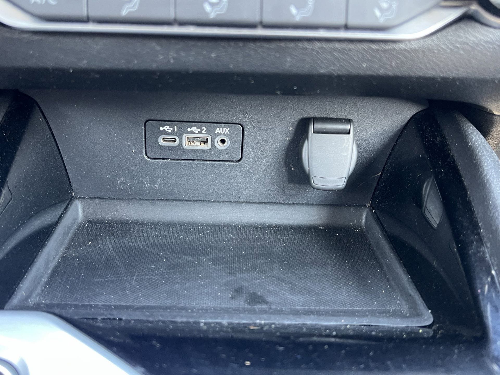 Used 2024 Nissan Altima 2.5 SV FWD image 7