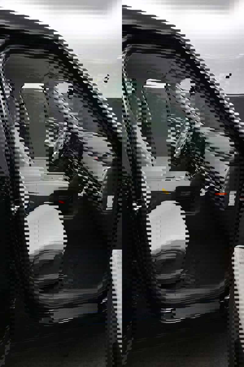 New 2026 Hyundai Santa Fe SE image 16