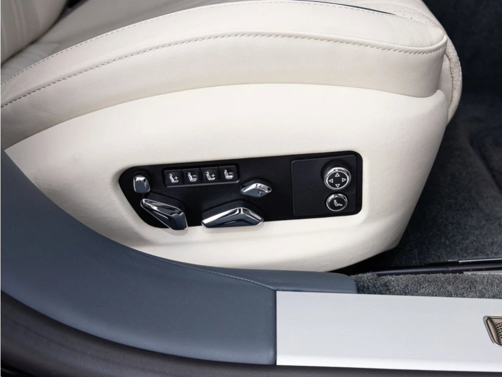 Certified 2022 Bentley Flying Spur W12 image 84