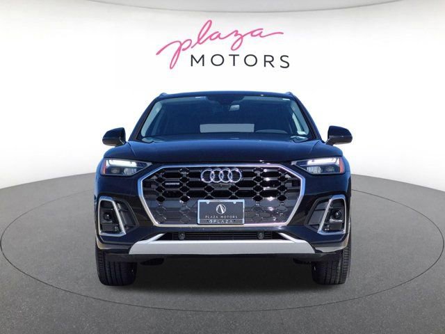 Certified 2023 Audi Q5 2.0T Premium Plus w/ Premium Plus Package AWD/4WD image 2