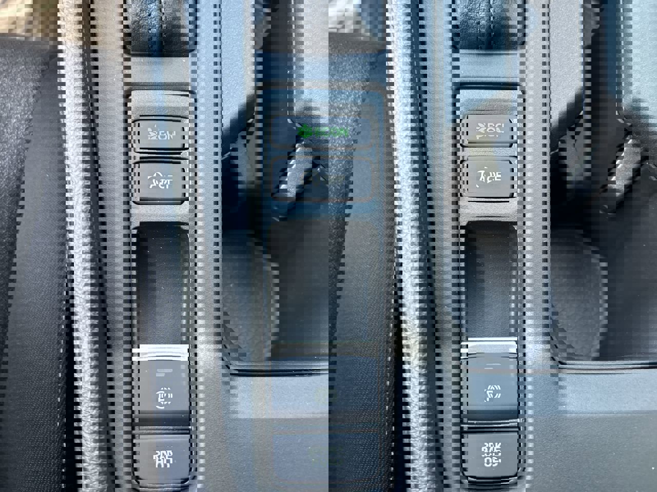 New 2025 Honda Accord SE image 30