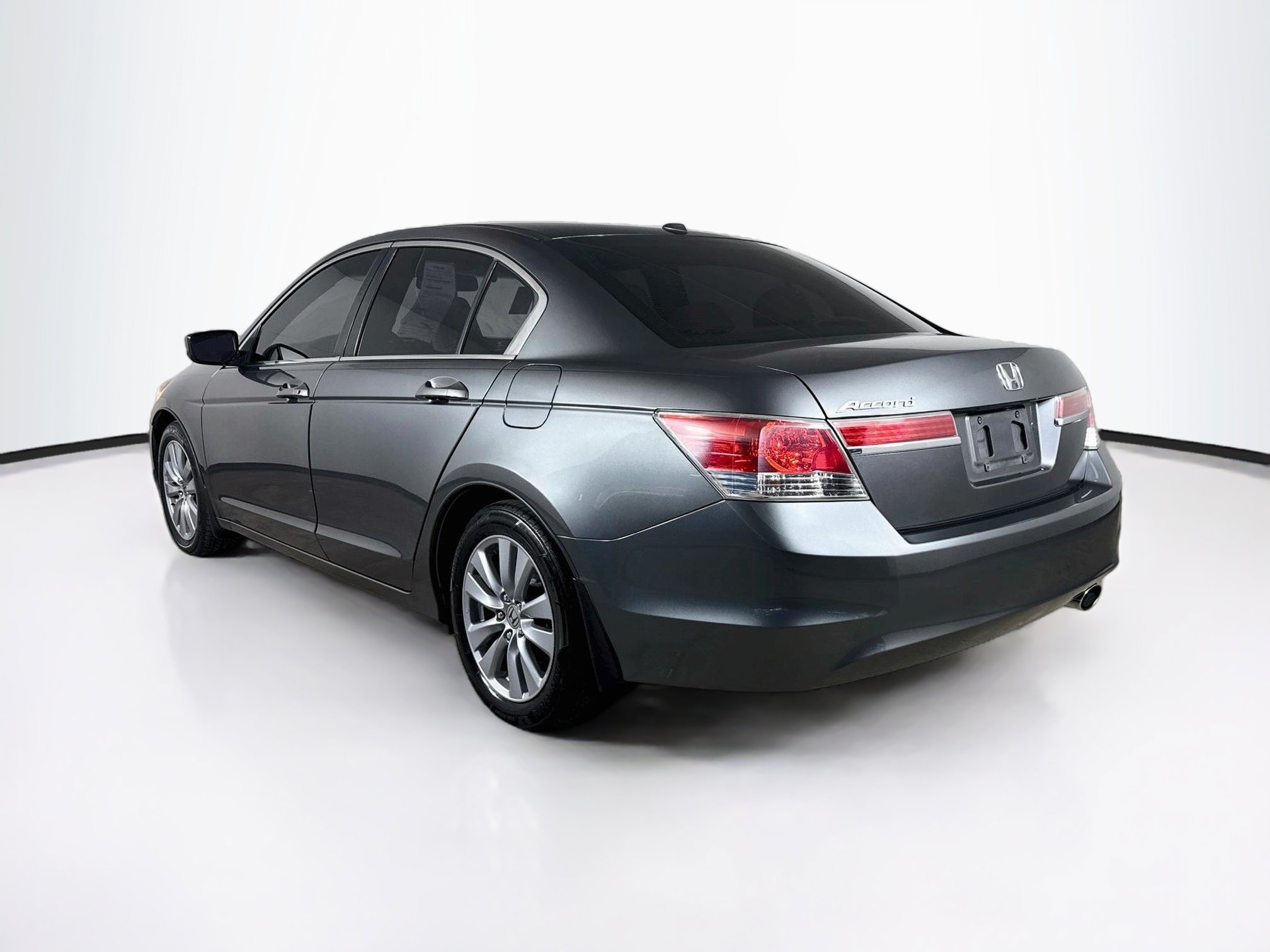 Used 2011 Honda Accord EX-L image 29