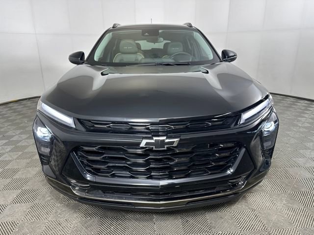 Used 2025 Chevrolet Trax ACTIV image 8