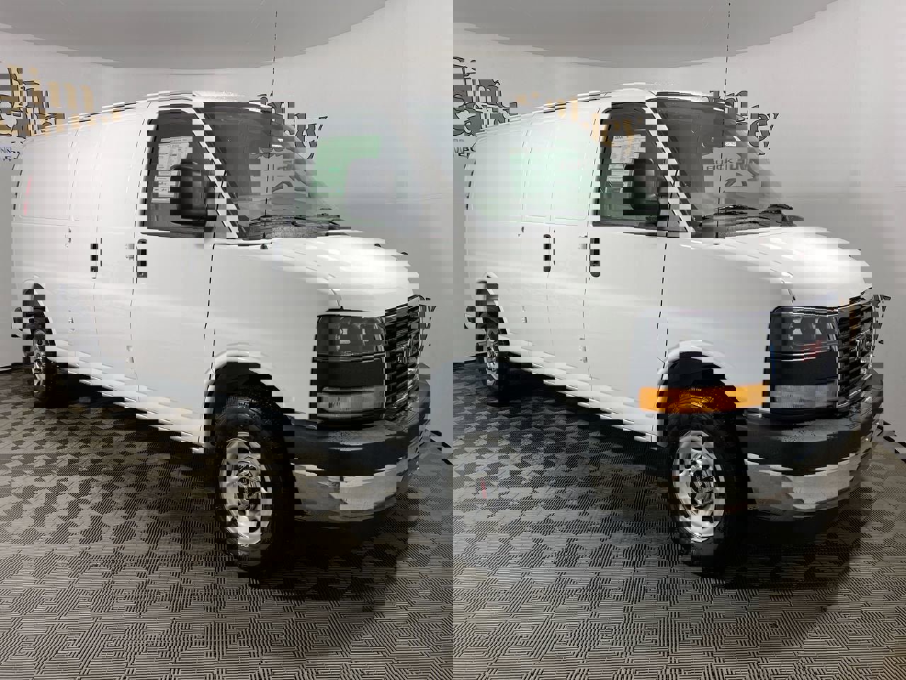 New 2025 GMC Savana 3500 Extended w/ Driver Convenience Package