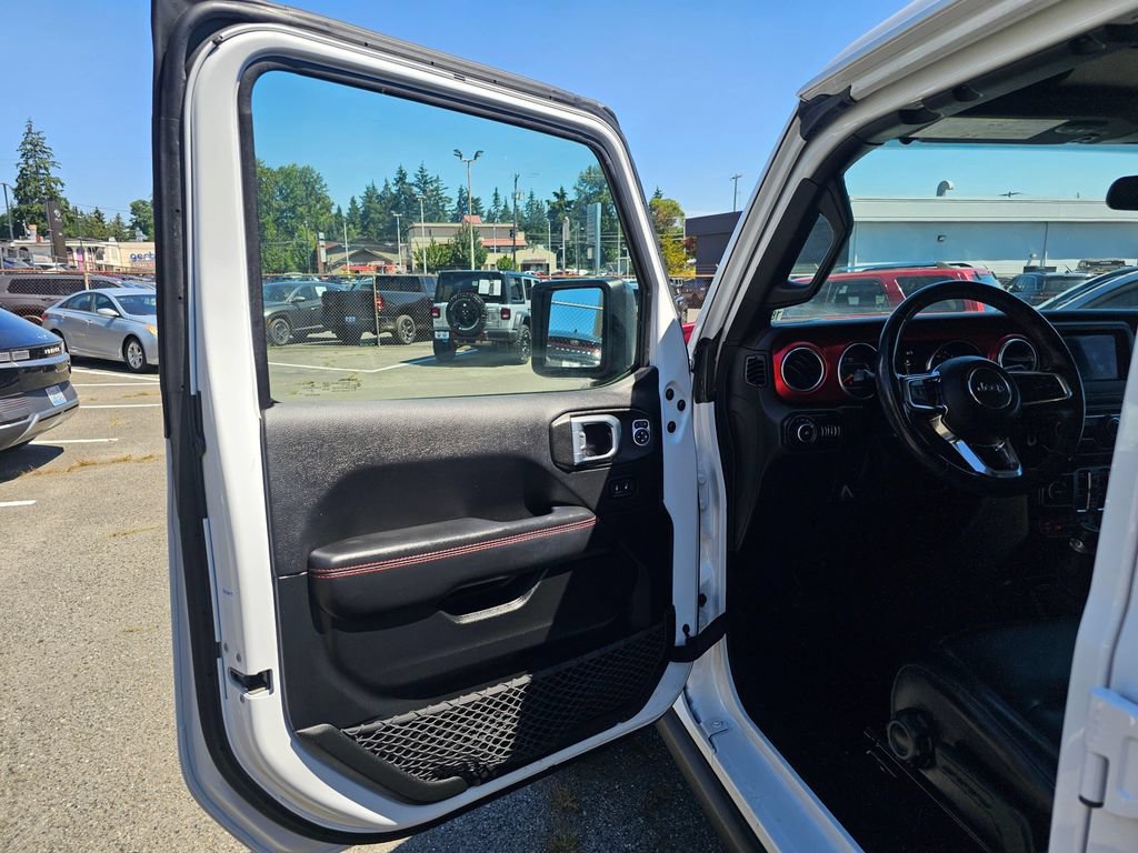 Used 2020 Jeep Wrangler Unlimited Rubicon w/ Steel Bumper Group AWD/4WD image 18