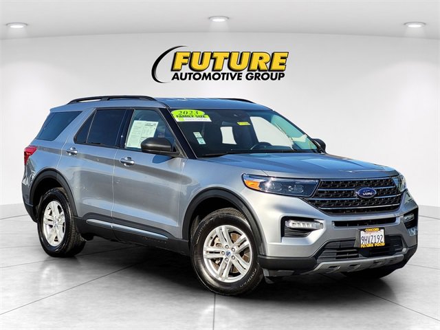 Used 2023 Ford Explorer XLT w/ Equipment Group 202A image 1