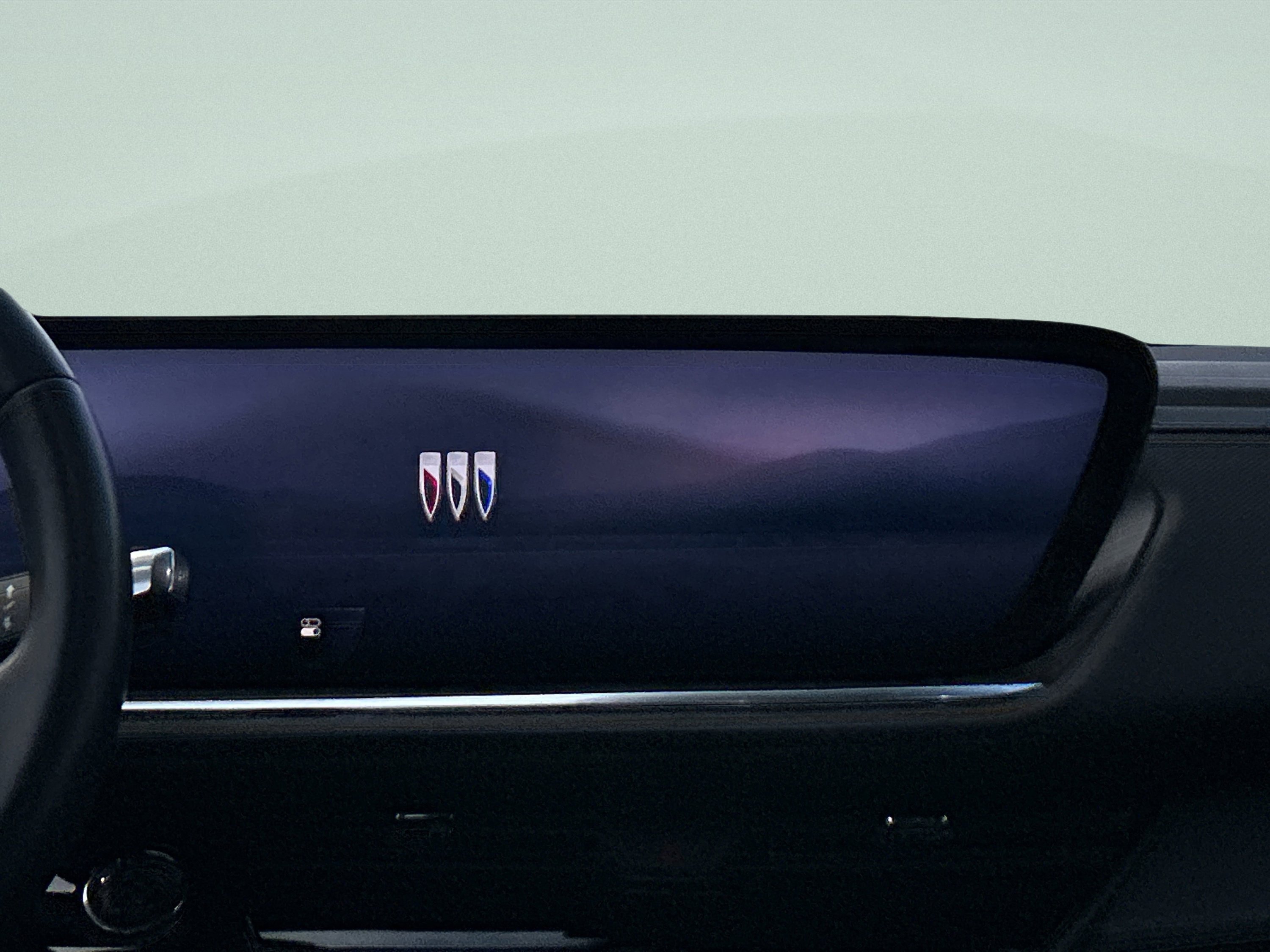 Used 2024 Buick Envision Preferred image 18