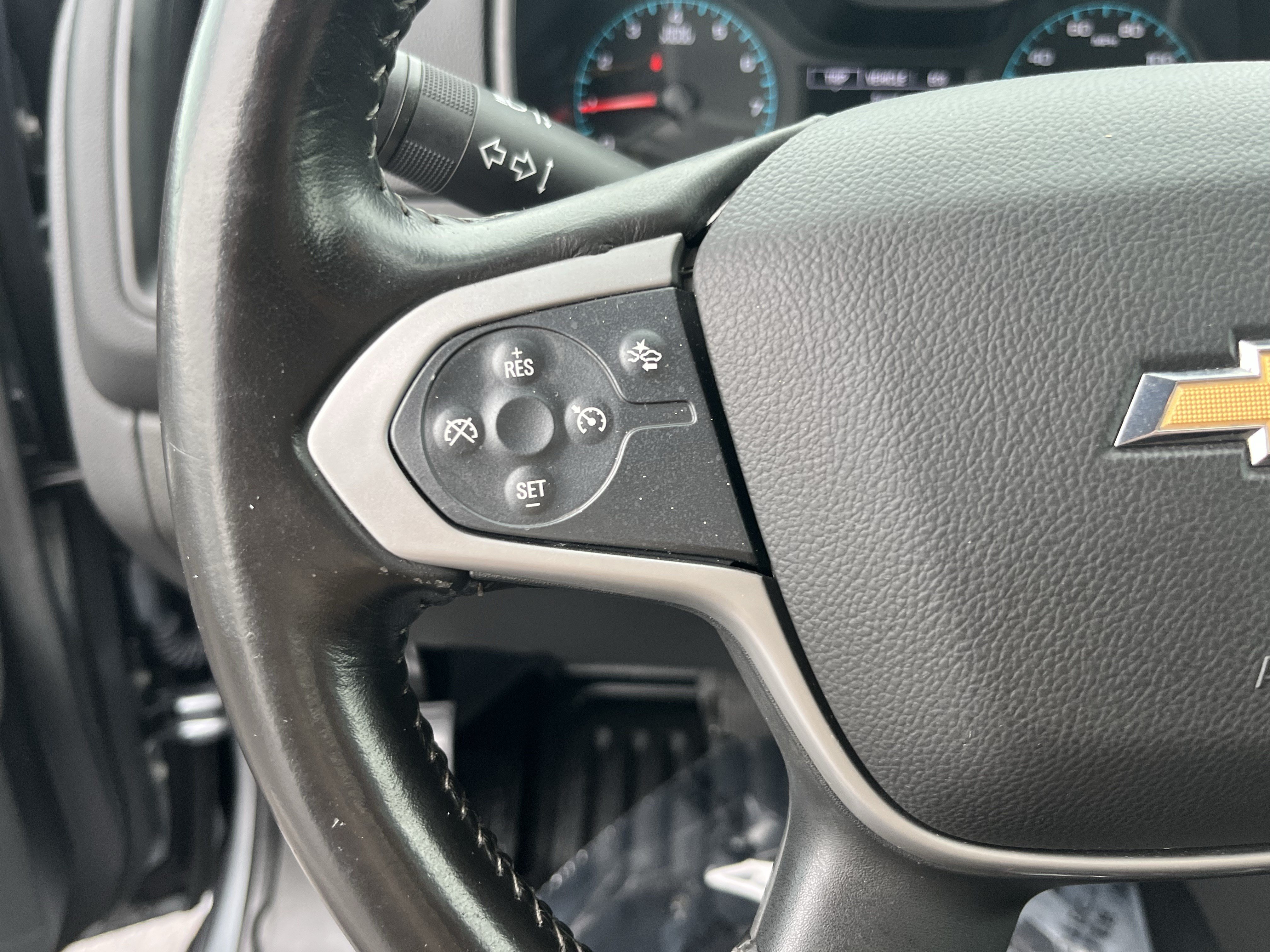 Used 2022 Chevrolet Colorado LT w/ Fleet Safety Package RWD image 19