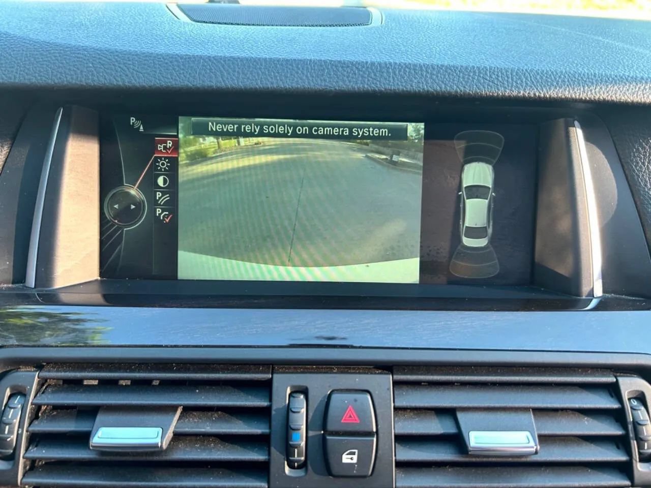 Used 2015 BMW 528i xDrive Sedan AWD/4WD image 22