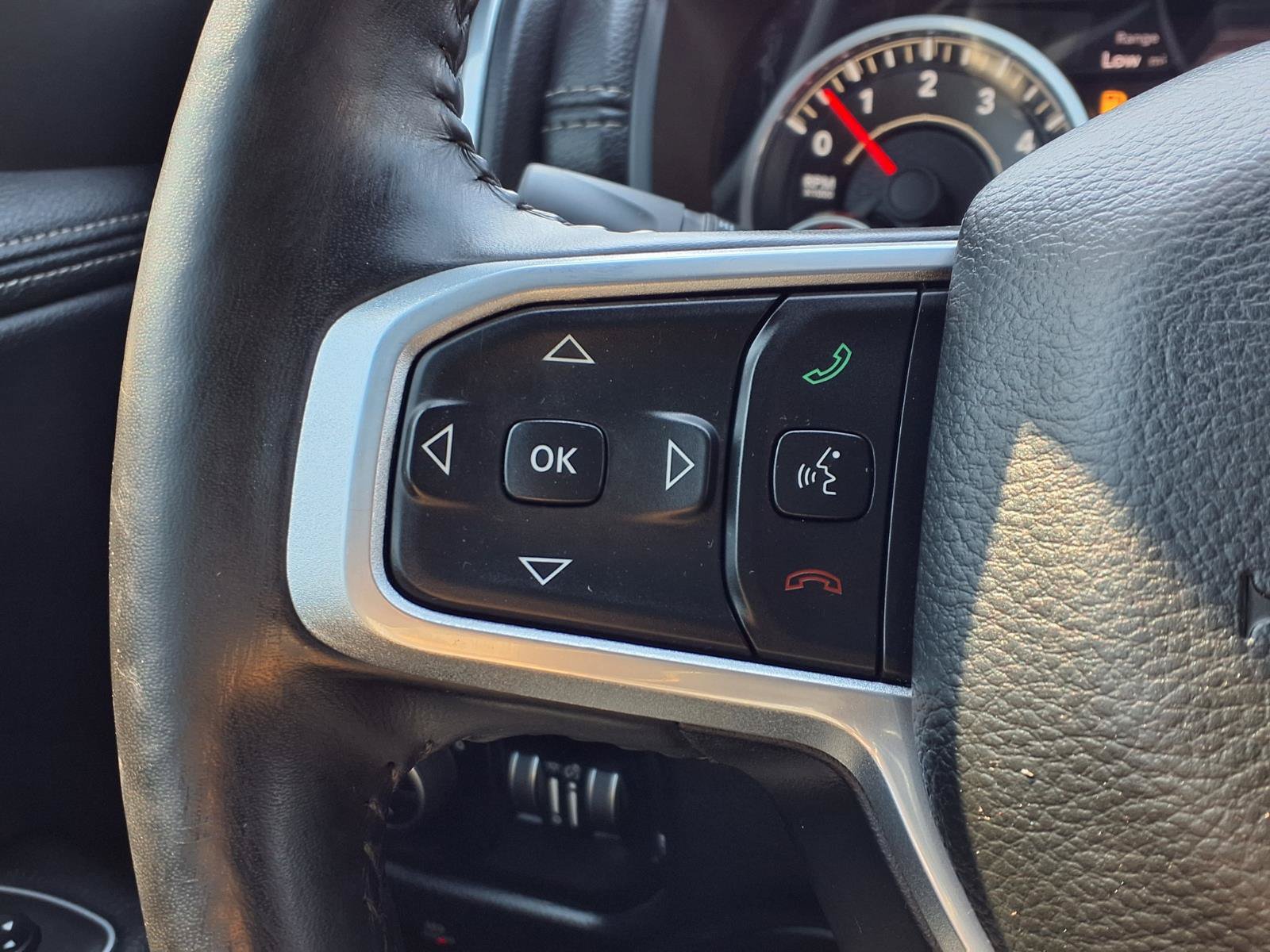 Used 2020 RAM 1500 Laramie w/ Sport Appearance Package AWD/4WD image 23