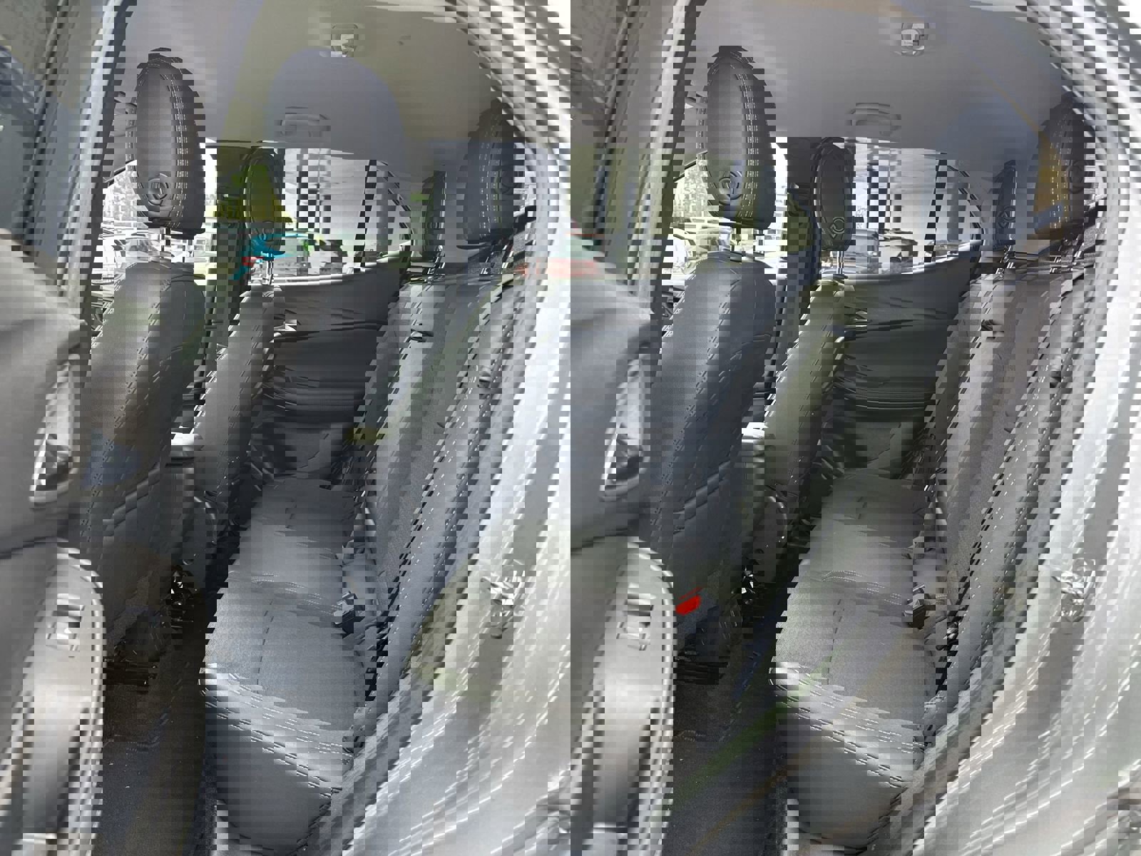 Used 2023 Buick Encore GX Select w/ Sport Touring Package image 29