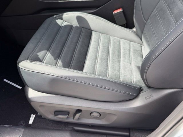 New 2026 Mitsubishi Outlander SE FWD image 10