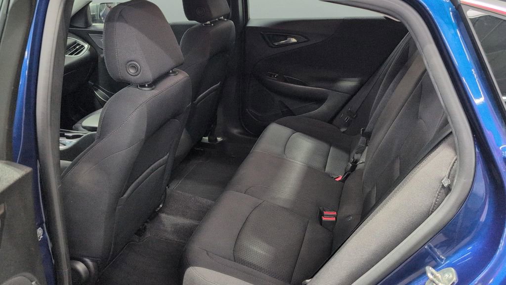 Used 2019 Chevrolet Malibu LS FWD image 16