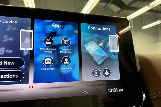 New 2026 Nissan Pathfinder Platinum image 26