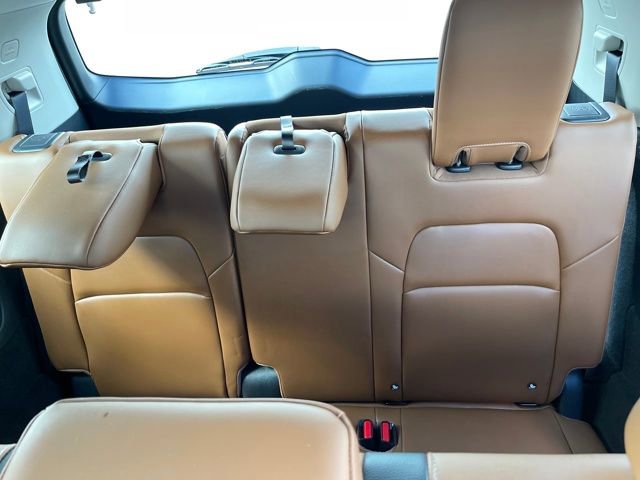 Used 2025 Nissan Pathfinder Platinum w/ Cargo Package image 30