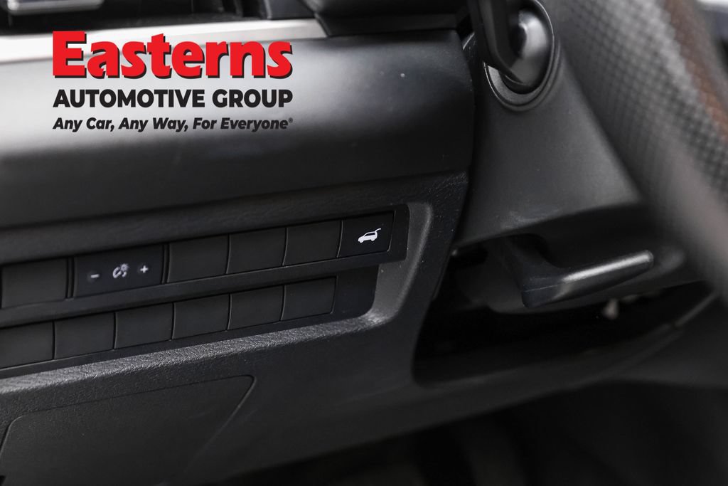 Used 2024 Mitsubishi Outlander SE FWD image 22