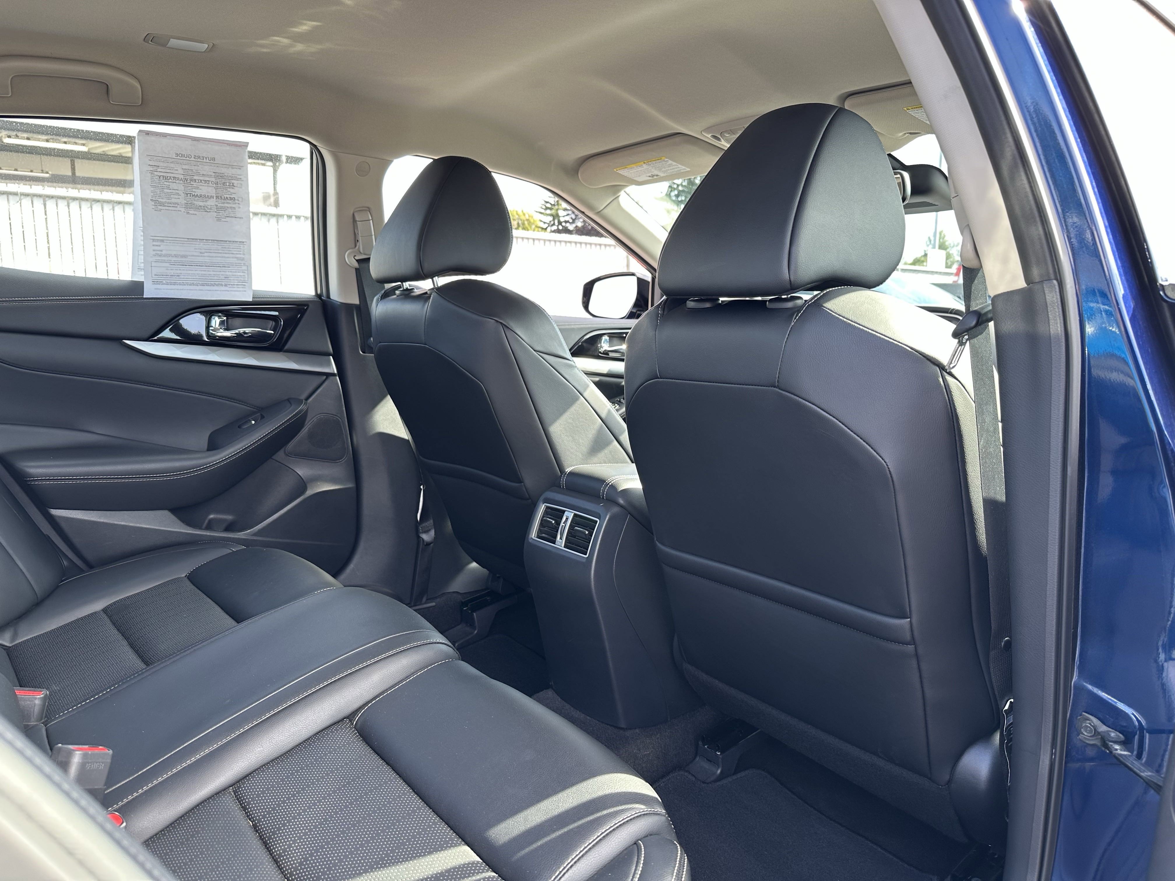 Used 2023 Nissan Maxima SV w/ Floor Mat Group image 13