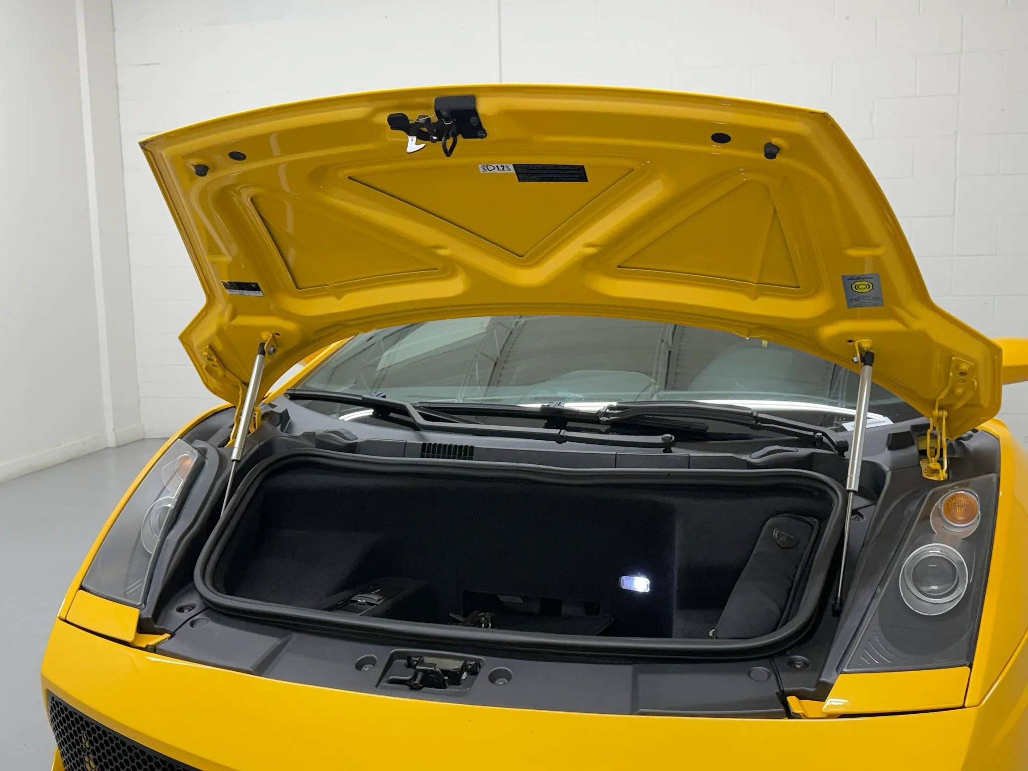 Used 2006 Lamborghini Gallardo AWD/4WD image 85