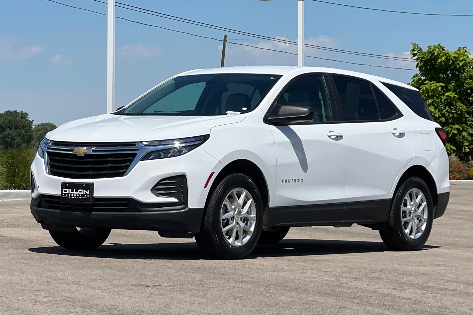 Used 2022 Chevrolet Equinox LS w/ LS Convenience Package AWD/4WD image 11