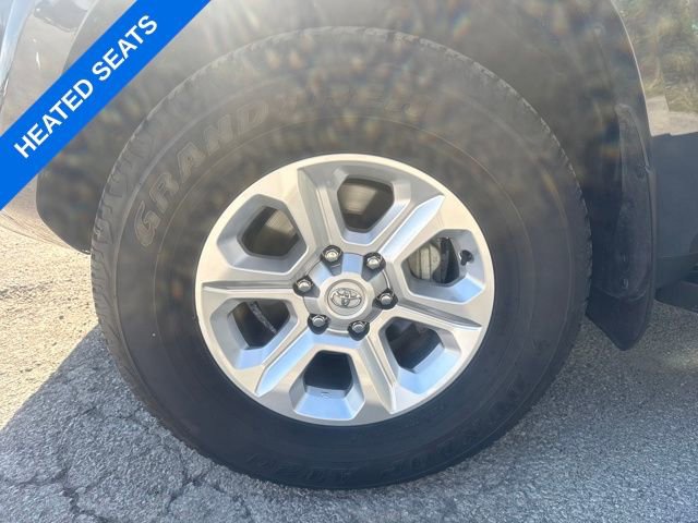 Used 2024 Toyota 4Runner SR5 Premium RWD image 9