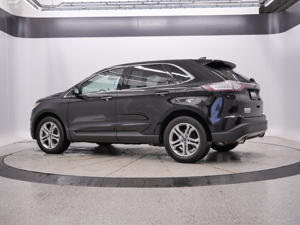 Used 2017 Ford Edge Titanium w/ Technology Package AWD/4WD image 3