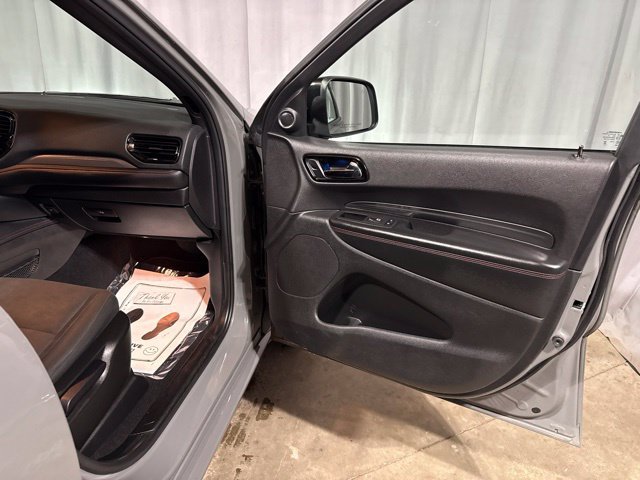 Used 2025 Dodge Durango GT AWD/4WD image 36