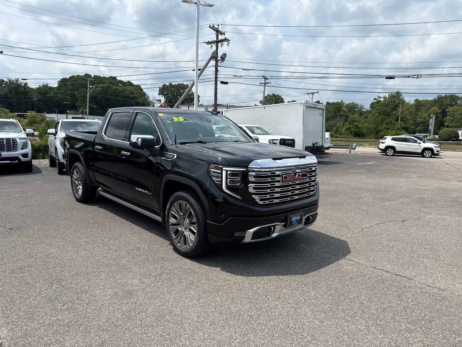 Certified 2023 GMC Sierra 1500 Denali w/ Denali Reserve Package AWD/4WD image 7