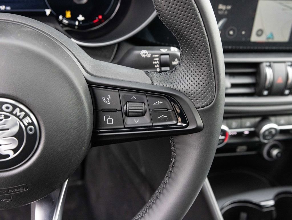 New 2026 Alfa Romeo Giulia AWD w/ Driving Assist Package image 30