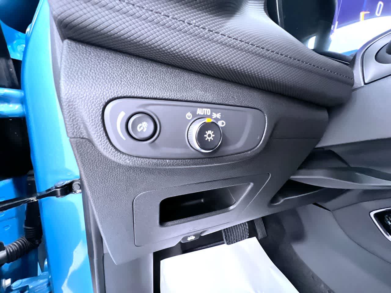 Used 2025 Chevrolet TrailBlazer LT FWD image 16