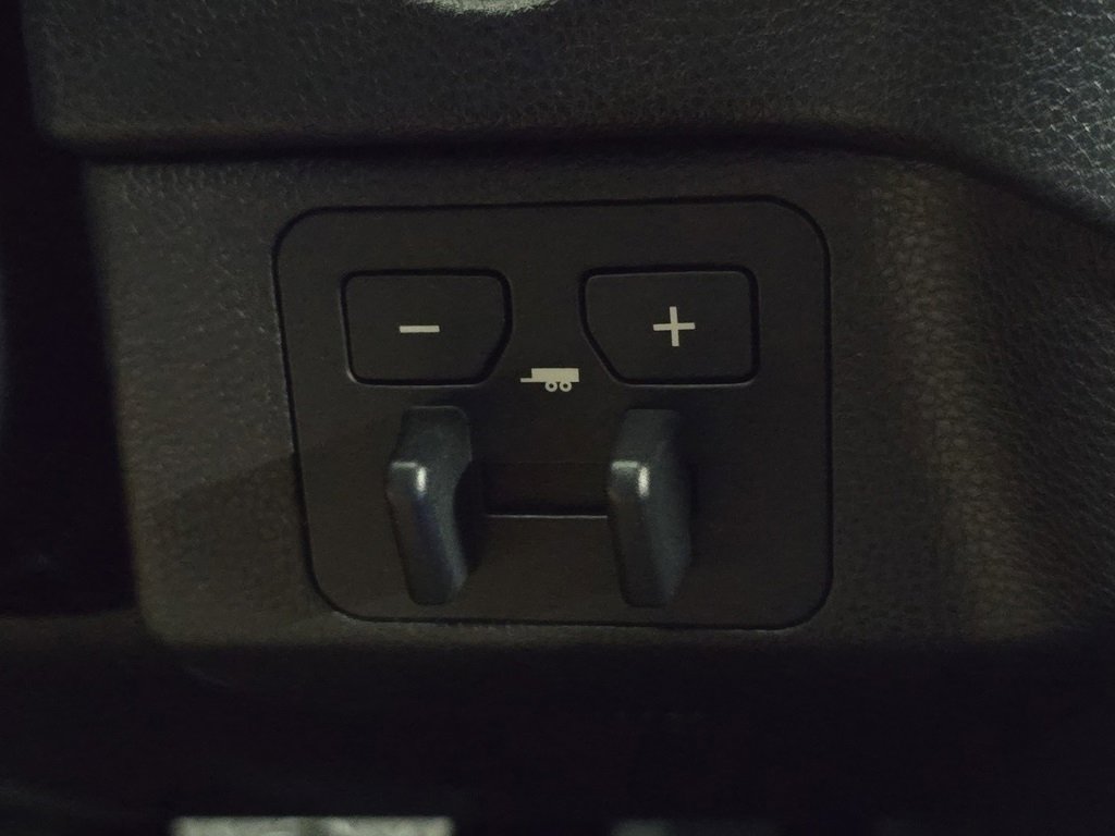 New 2026 Toyota Tundra SR5 image 9