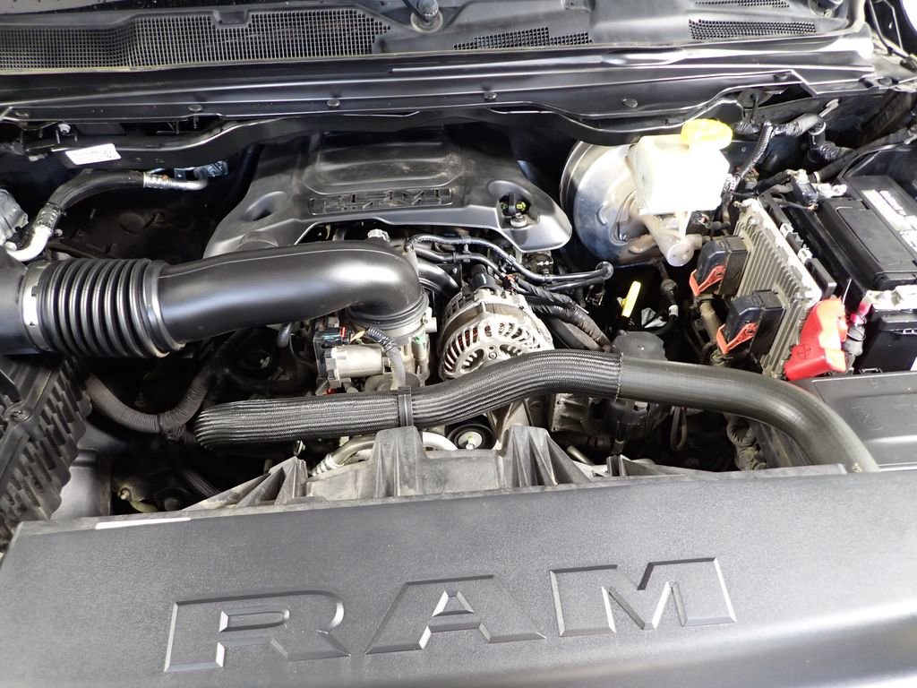 Used 2019 RAM 1500 Big Horn image 9