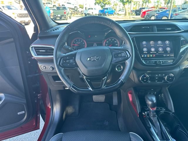 Used 2022 Chevrolet TrailBlazer RS w/ Sun and Liftgate Package image 13