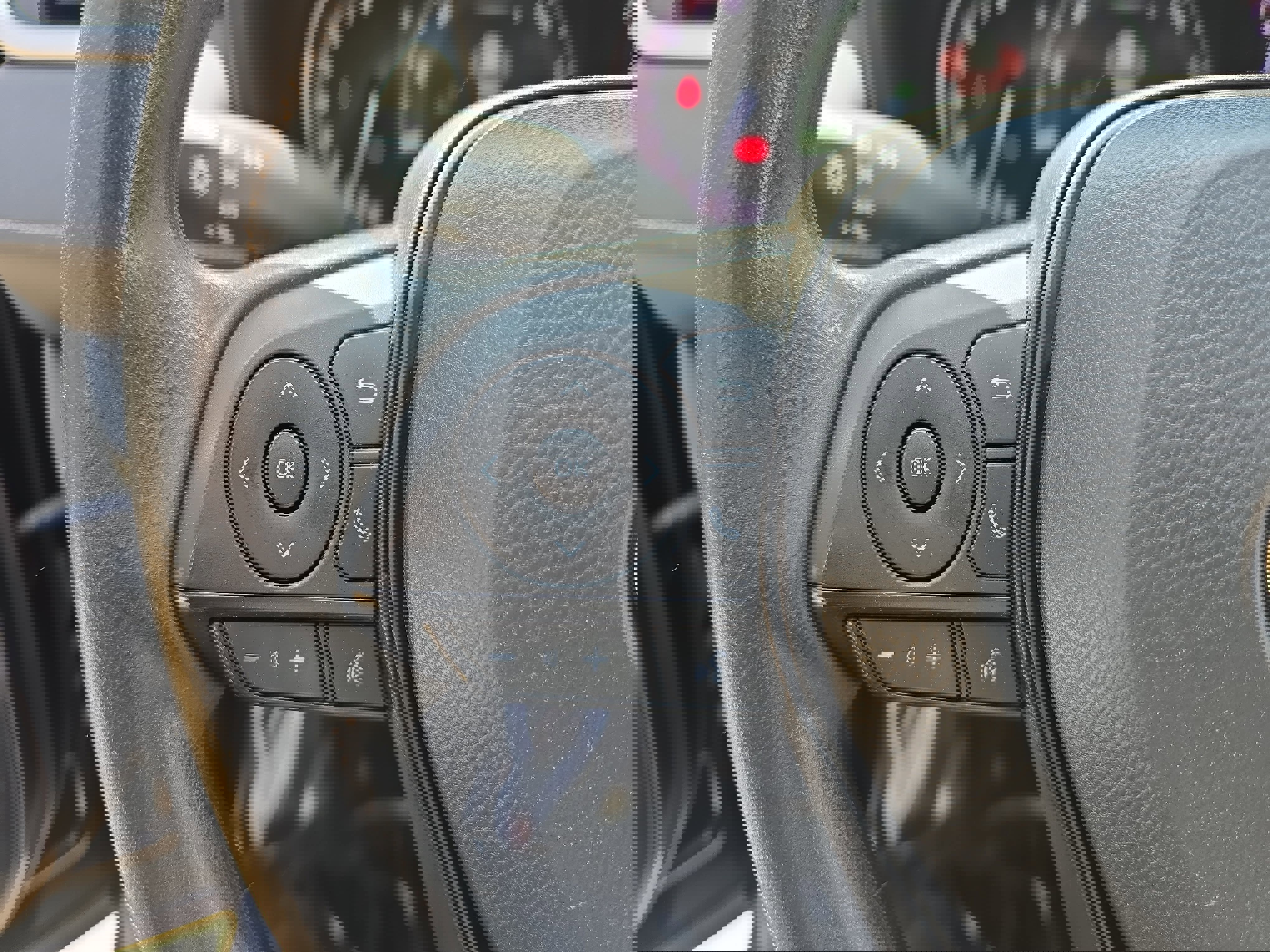 Used 2023 Toyota RAV4 XLE image 18