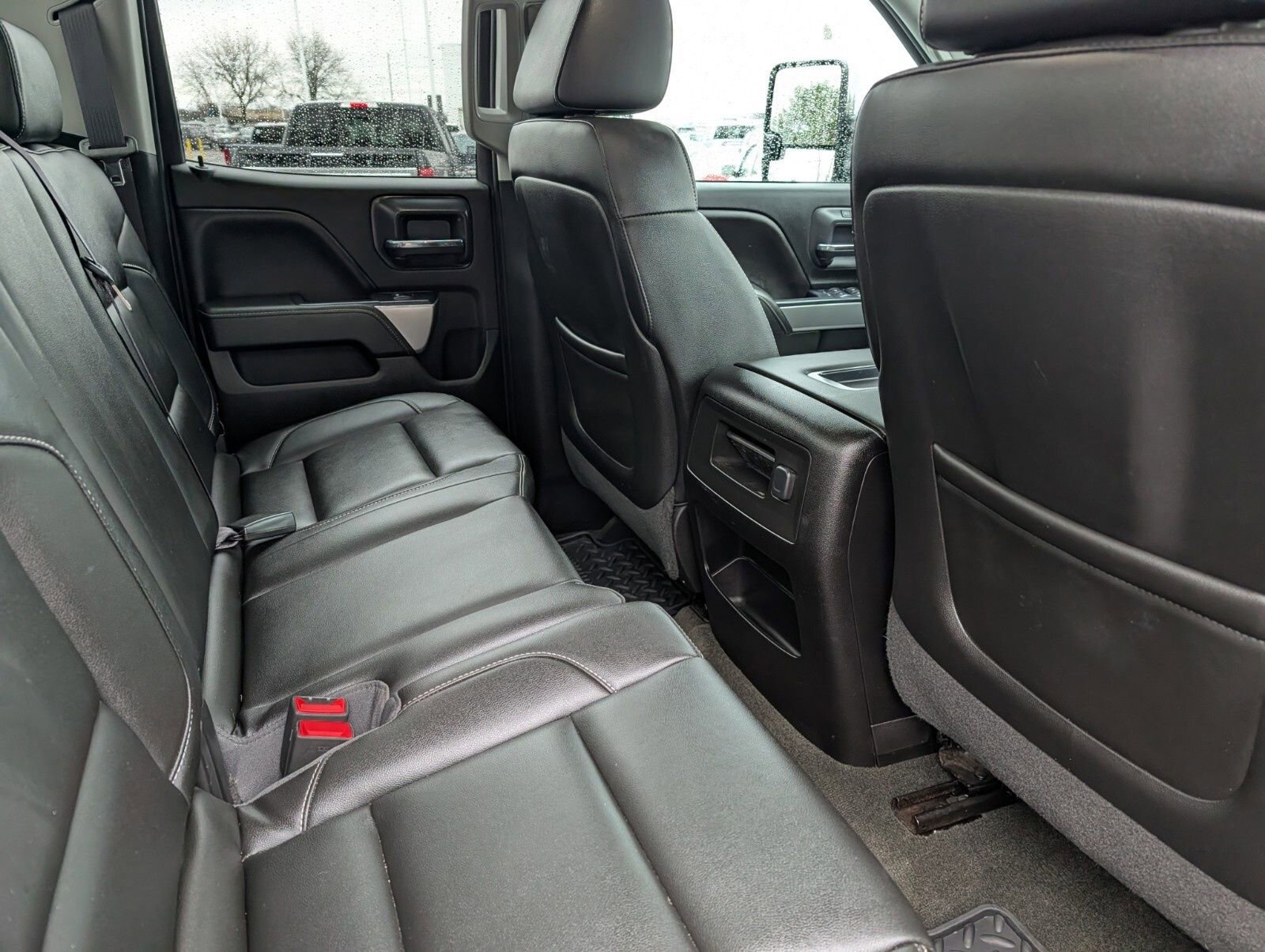 Used 2015 Chevrolet Silverado 2500 LTZ w/ LTZ Plus Package image 24