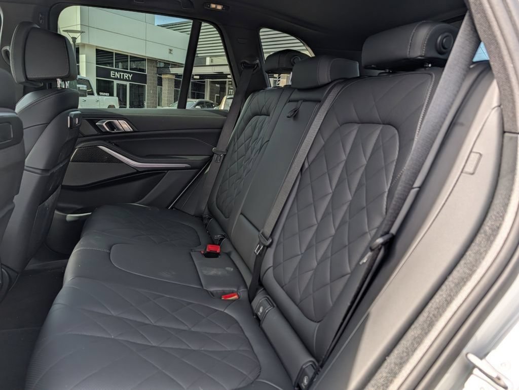 Used 2026 BMW X5 M60i AWD/4WD image 37
