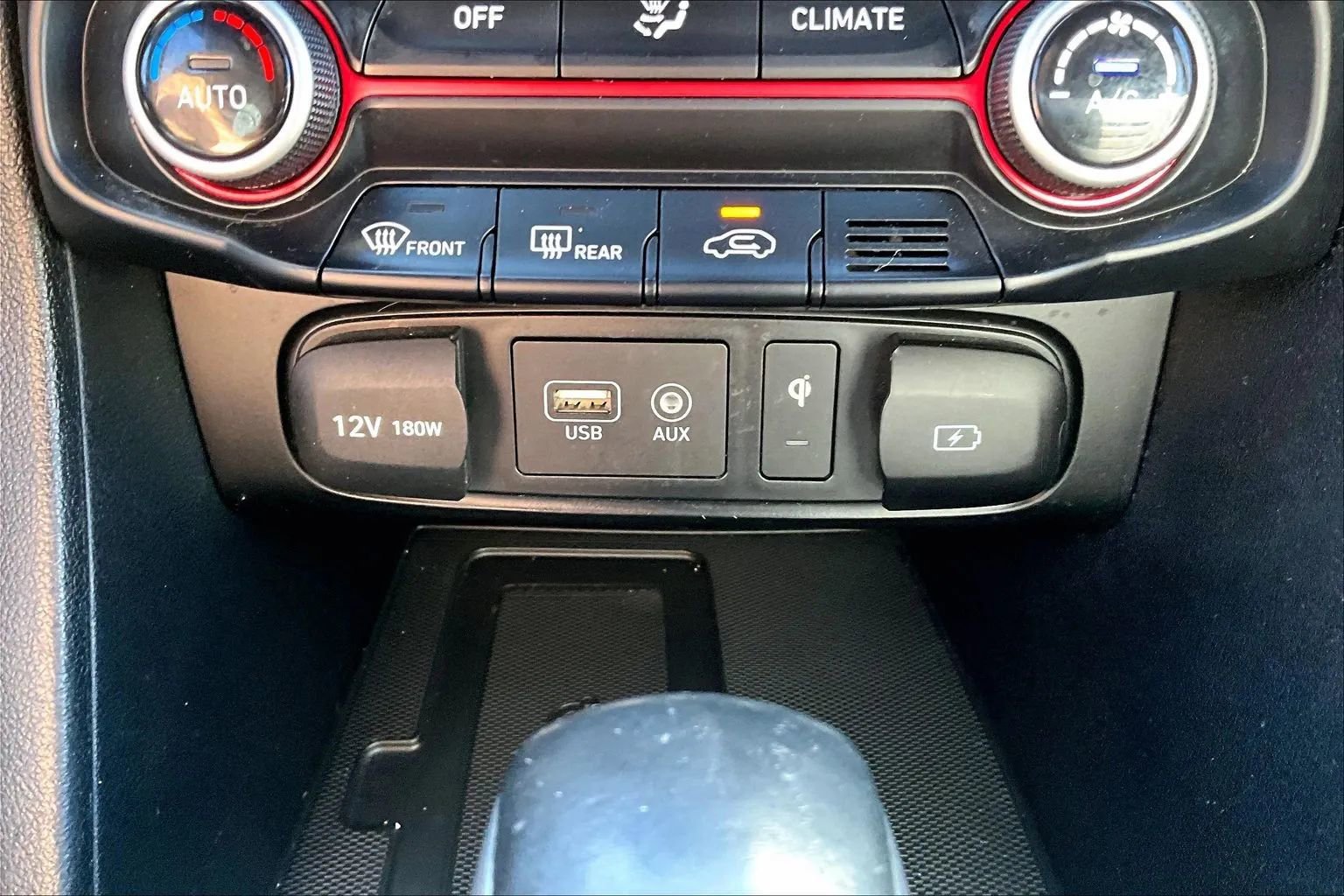 Used 2019 Hyundai Veloster 2.0 Premium FWD image 22
