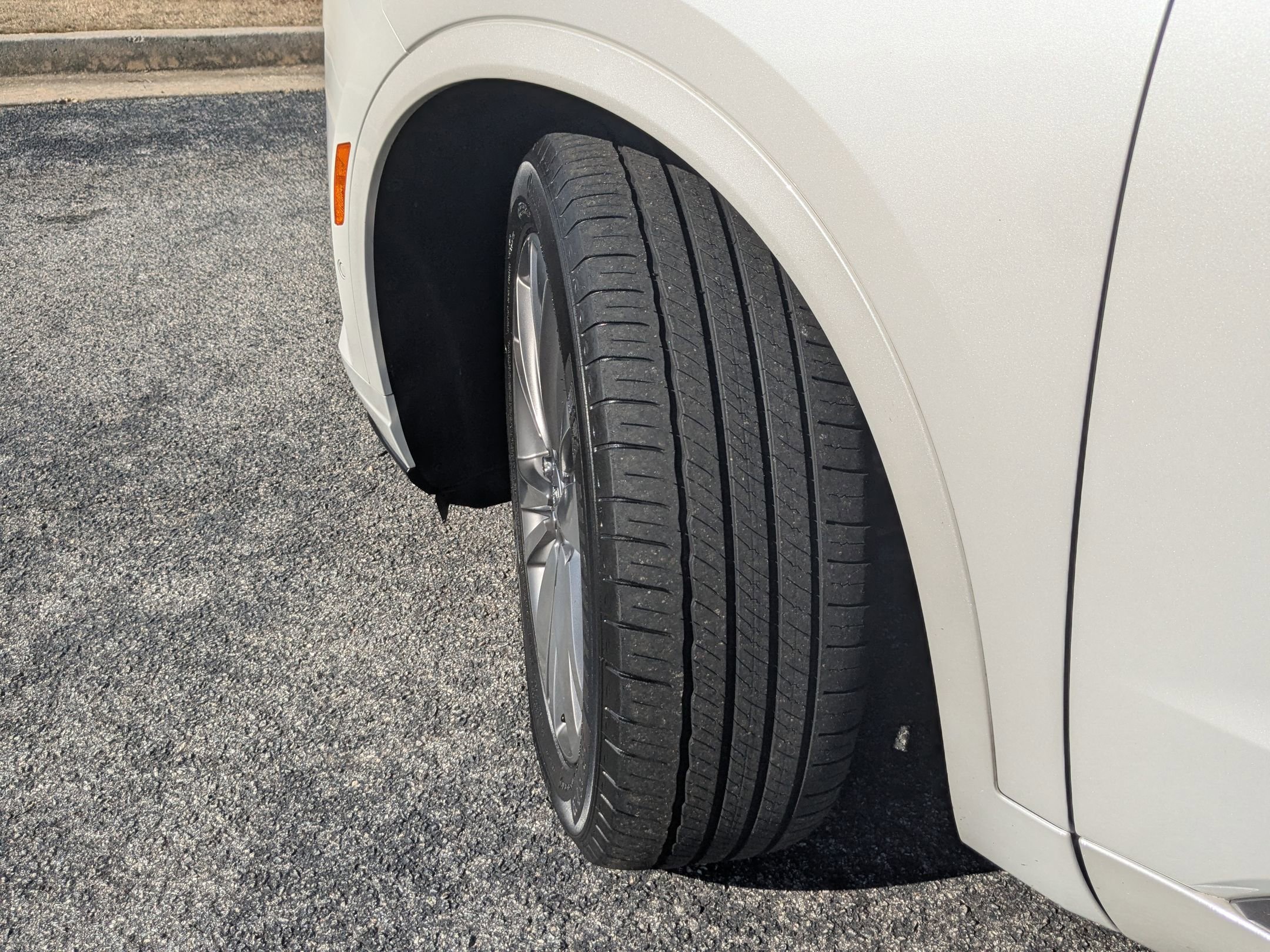 Used 2022 Cadillac XT6 Premium Luxury w/ Technology Package image 9